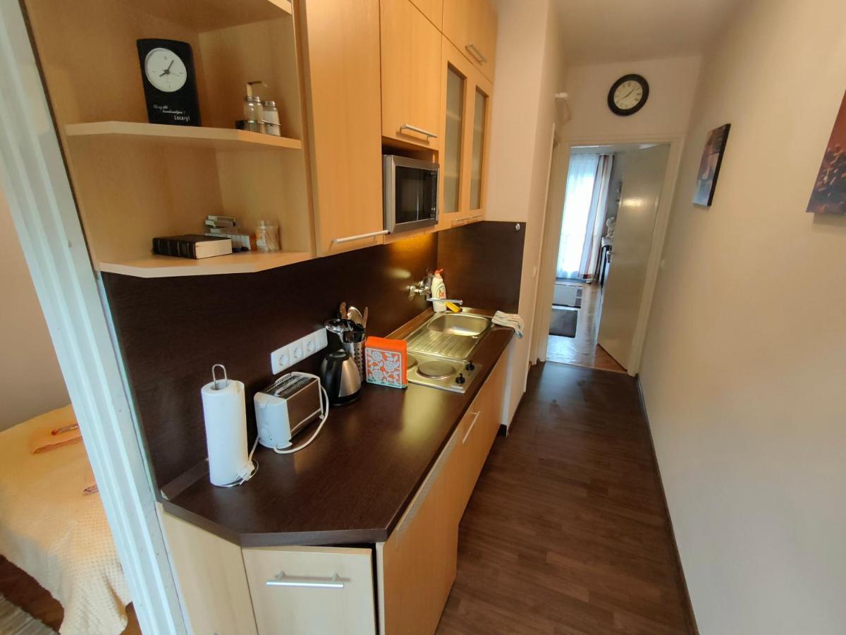 Rosy Apartman Vonyarcvashegy Exterior foto